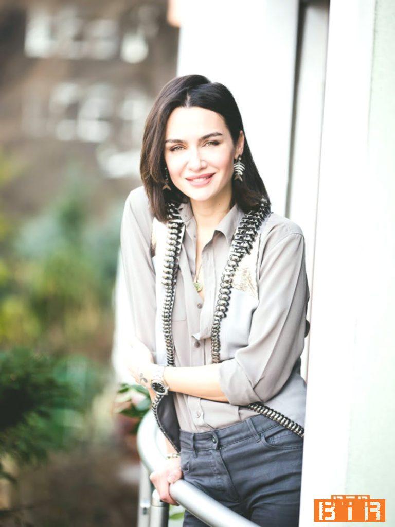 Birce Akalay Kimdir? 2 birce akalay 1