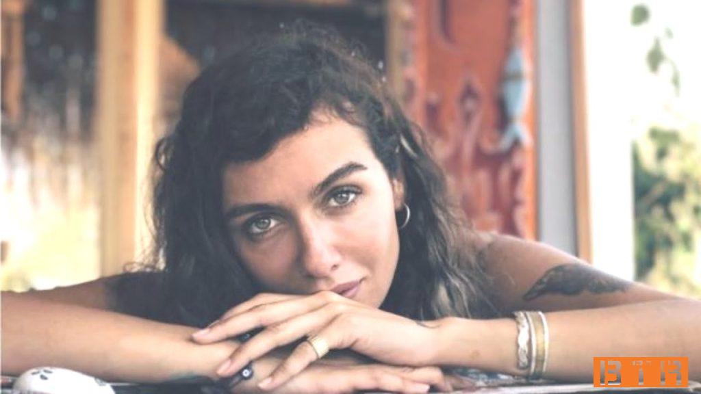 Birce Akalay Kimdir? 13 birce akalay 12