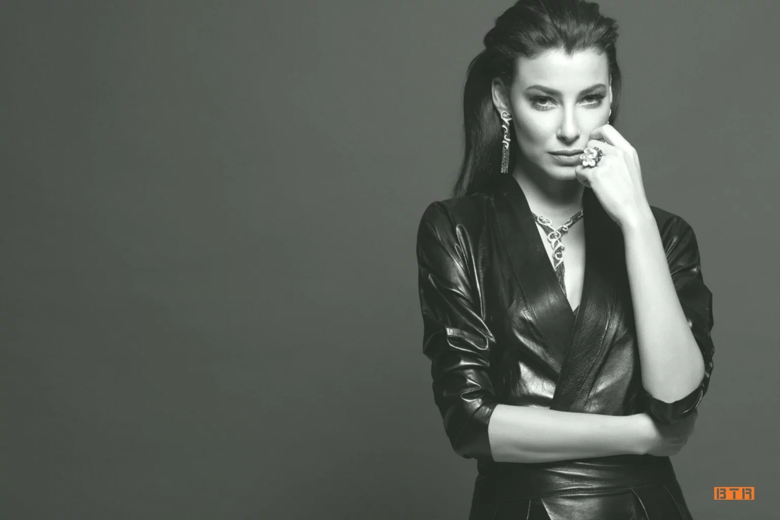 Müjde Uzman Kimdir? 12 mujde uzman 11