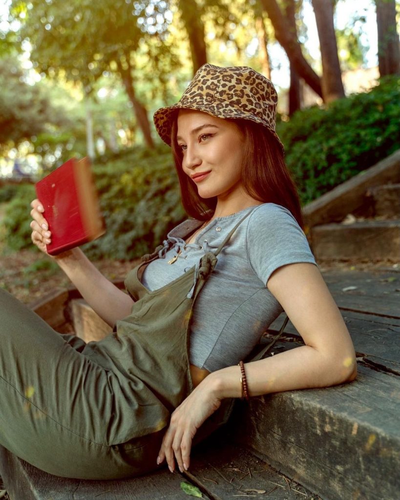 lilya irem salman 9