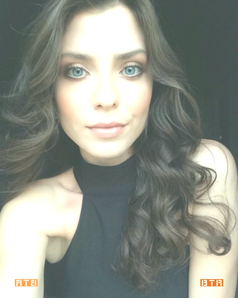 Burcu Derya Kimdir? 13 burcu derya 12 1