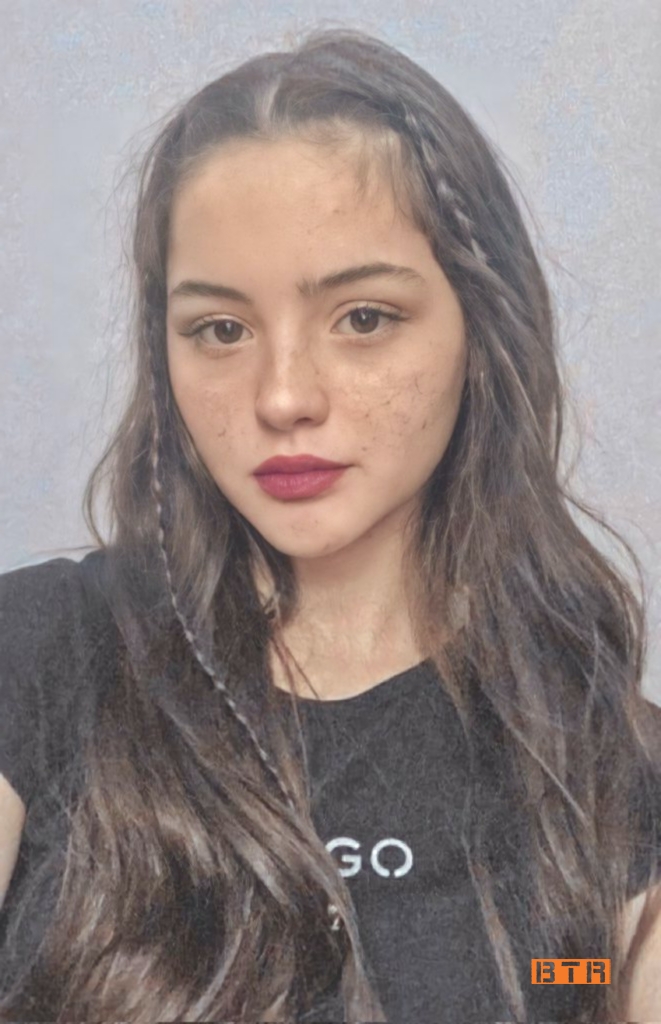 Derya Pınar Ak Kimdir? 4 derya pinar ak 3