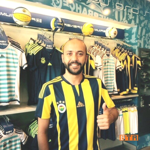 Sarp Akkaya Kimdir? 6 sarp akkaya 5
