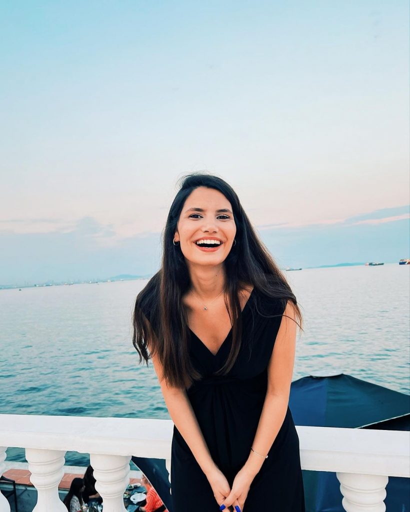 Selen Esen Kimdir? 6 selen esen 5