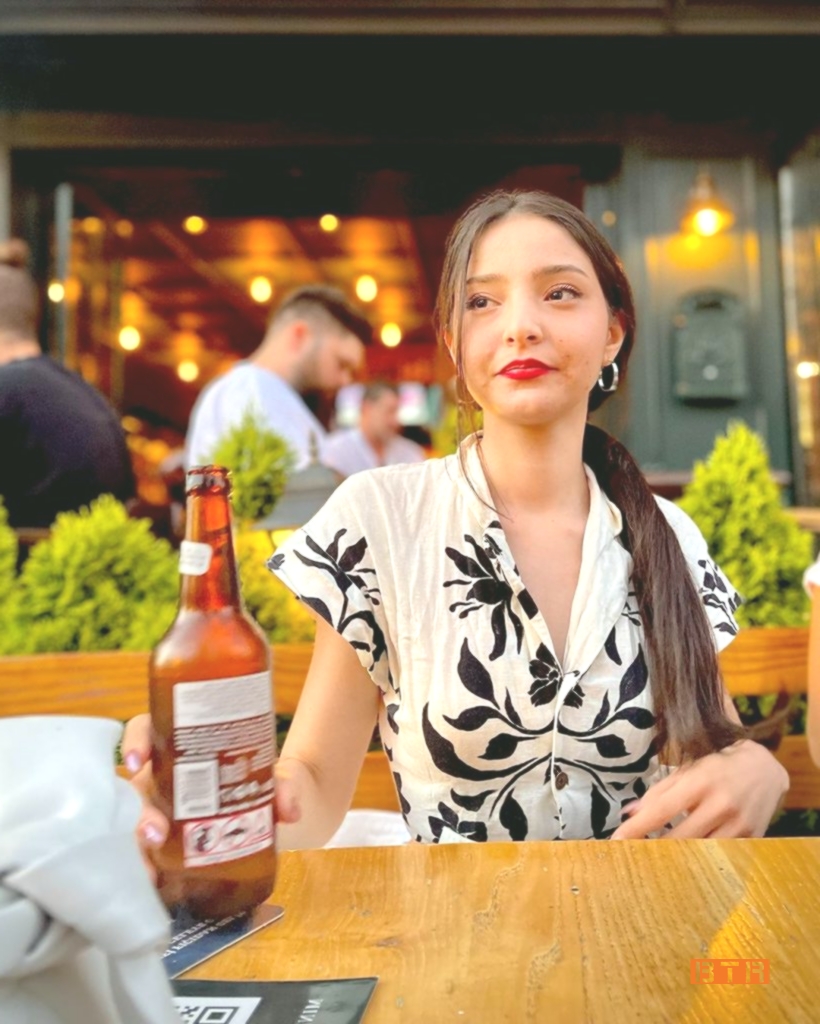 Sena Kurdoğlu Kimdir? 3 sena kurdoglu 2