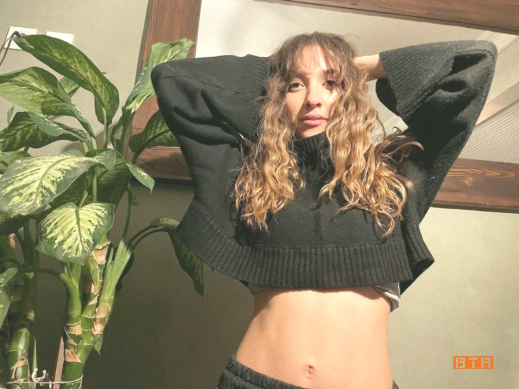 Zeynep Parla Kimdir? 10 zeynep parla 9