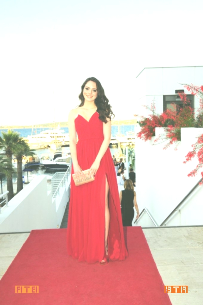 Elif Uslusoy Kimdir? 3 elif uslusoy 2