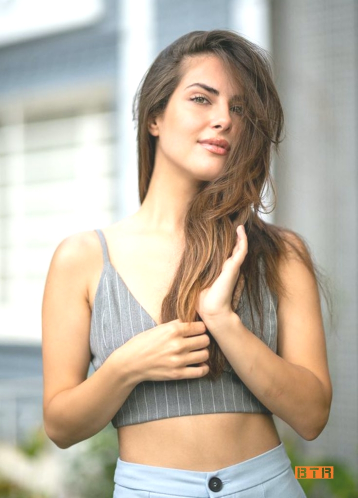 Melis Özçimen Kimdir? 4 melis ozcimen 3